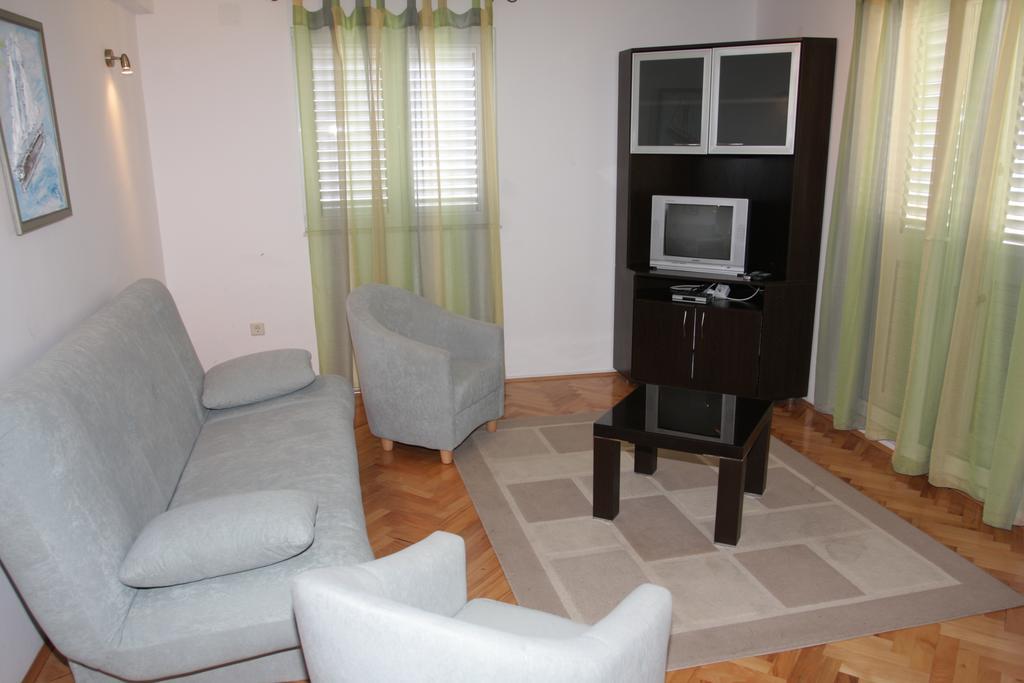 Apartments Ante Makarska Zimmer foto